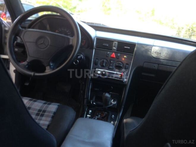 Mercedes C 250 1996, 184,000 km - 2.5 l - Sumqayıt