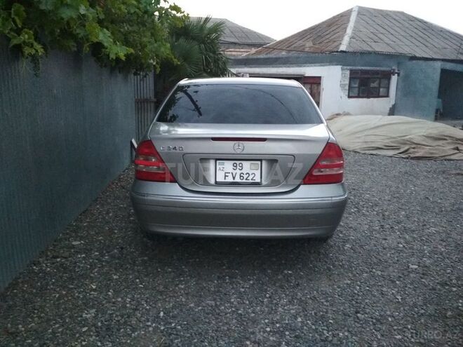 Mercedes C 240 2004, 196,900 km - 2.6 l - Goranboy