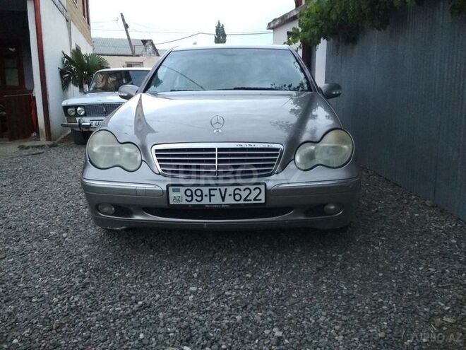 Mercedes C 240 2004, 196,900 km - 2.6 l - Goranboy