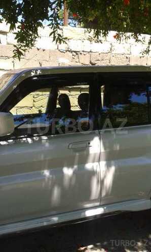 Mitsubishi Pajero io 1999, 150,000 km - 1.8 l - Bakı