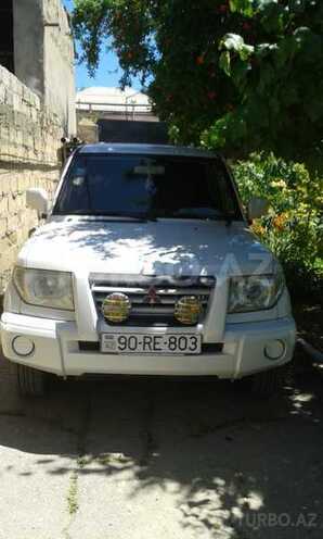 Mitsubishi Pajero io 1999, 150,000 km - 1.8 l - Bakı