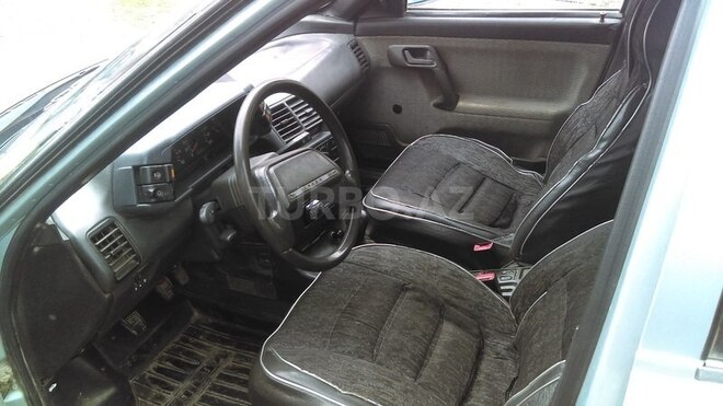 LADA (VAZ) 2112 2001, 190,000 km - 1.5 l - Qusar