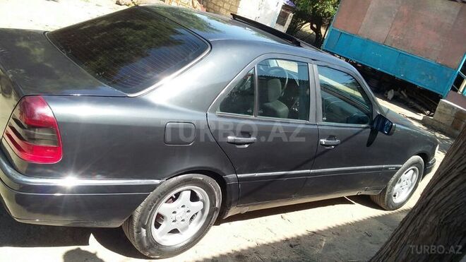 Mercedes C 200 1995, 360,000 km - 2.0 l - Bakı