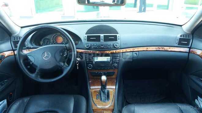 Mercedes E 320 2002, 294,000 km - 3.2 l - Bakı