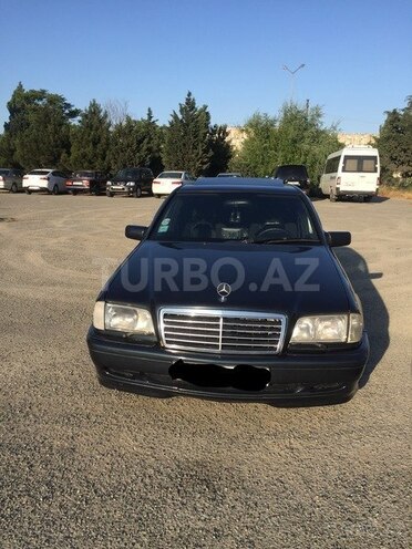 Mercedes C 220 1999, 340,000 km - 2.2 l - Bakı