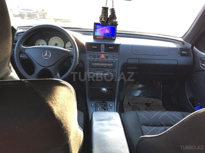 Mercedes C 220 1999, 340,000 km - 2.2 l - Bakı