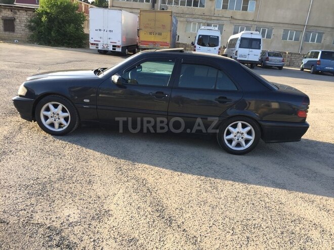 Mercedes C 220 1999, 340,000 km - 2.2 l - Bakı