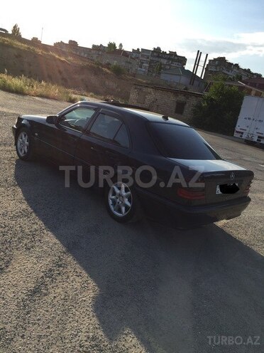 Mercedes C 220 1999, 340,000 km - 2.2 l - Bakı