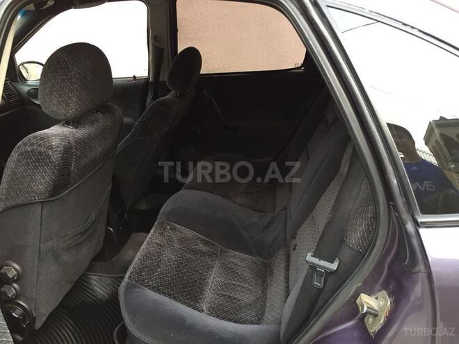 Opel Vectra 1995, 300,000 km - 1.8 l - Astara