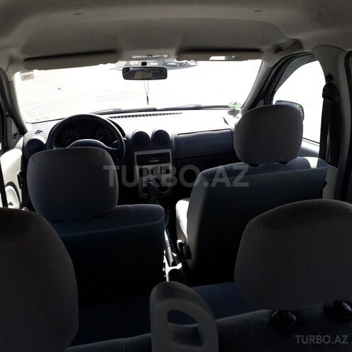 Dacia Logan 2007, 136,450 km - 1.4 л - Bakı