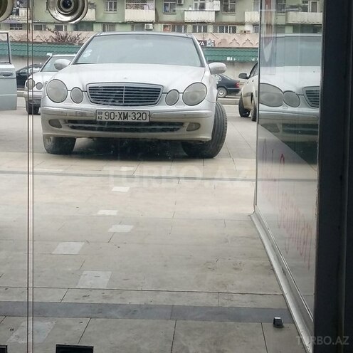 Mercedes E 320 2004, 285,000 km - 3.2 l - Bakı