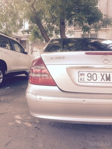 Mercedes E 320 2004, 285,000 km - 3.2 l - Bakı
