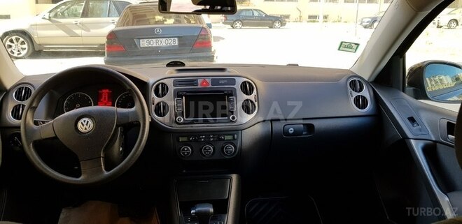Volkswagen Tiguan 2009, 110,000 km - 2.0 л - Bakı