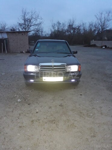 Mercedes 190 1990, 184,817 km - 0.2 л - Ucar