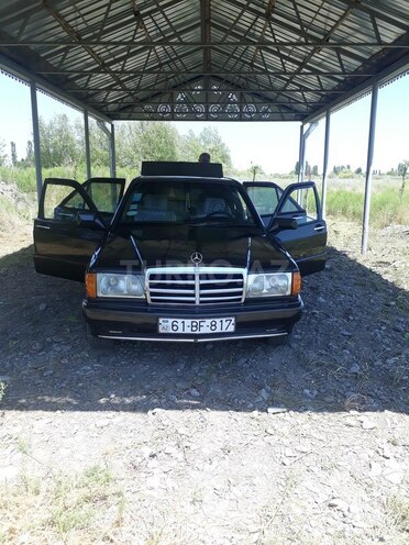 Mercedes 190 1990, 184,817 km - 0.2 л - Ucar