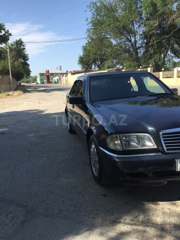 Mercedes C 180 2000, 236,000 km - 1.8 l - Sumqayıt