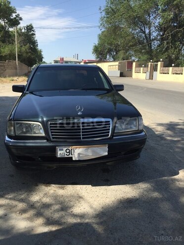 Mercedes C 180 2000, 236,000 km - 1.8 l - Sumqayıt