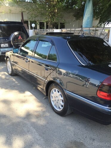 Mercedes C 180 2000, 236,000 km - 1.8 l - Sumqayıt
