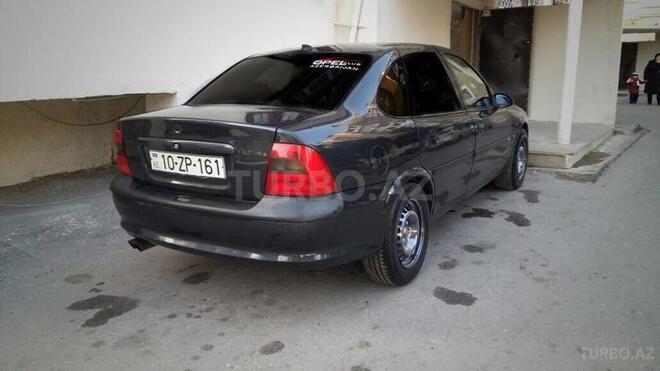 Opel Vectra 1998, 260,000 km - 2.5 l - Bakı