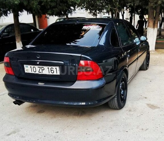 Opel Vectra 1998, 260,000 km - 2.5 l - Bakı