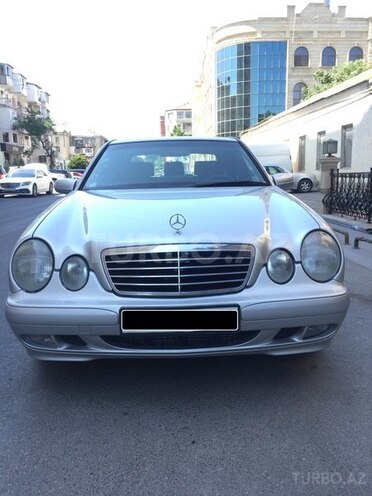 Mercedes E 220 2000, 350,000 km - 2.2 l - Bakı