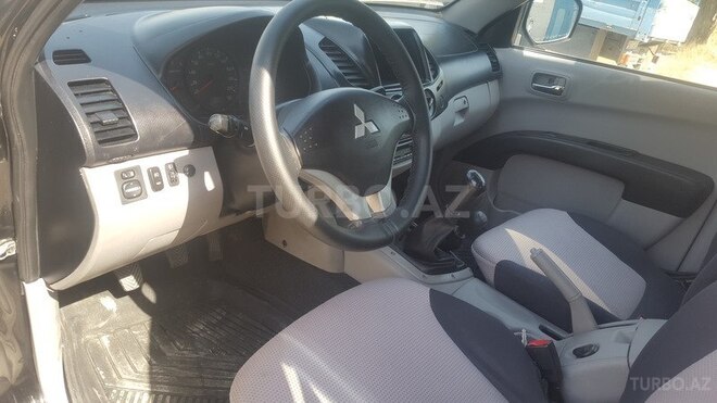 Mitsubishi L200 2012, 161,420 km - 2.5 l - Bakı