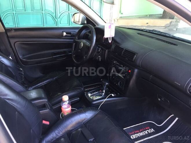 Volkswagen Passat 2002, 238,000 km - 1.8 l - Sumqayıt