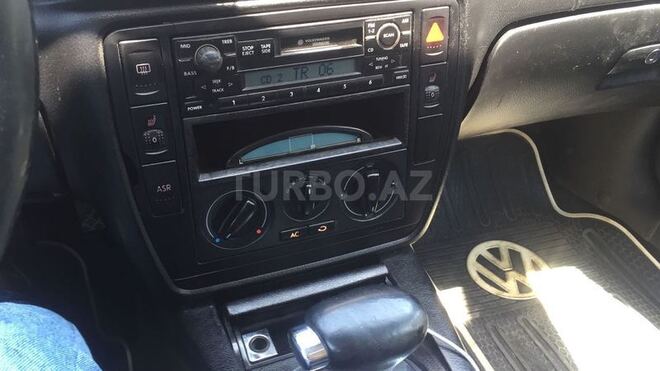 Volkswagen Passat 2002, 238,000 km - 1.8 l - Sumqayıt