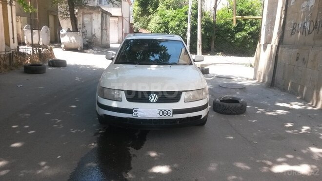Volkswagen Passat 1997, 235,000 km - 1.8 l - Bakı