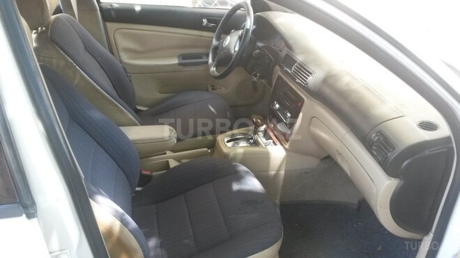 Volkswagen Passat 1997, 235,000 km - 1.8 l - Bakı