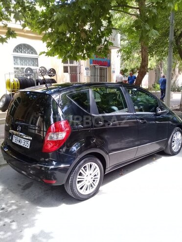 Mercedes A 180 2010, 67,000 km - 1.7 l - Mingəçevir