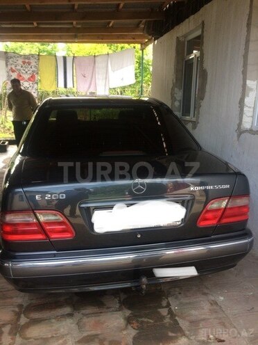 Mercedes E 240 1998, 287,000 km - 2.4 л - Bakı