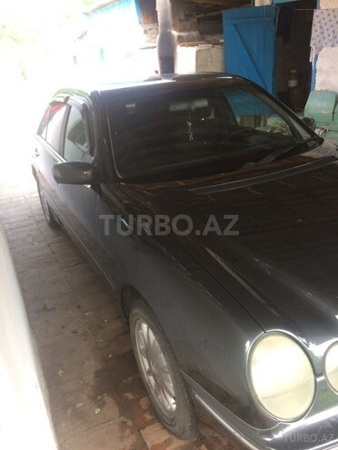 Mercedes E 240 1998, 287,000 km - 2.4 л - Bakı