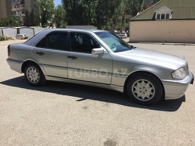 Mercedes C 180 1999, 297,000 km - 1.8 l - Bakı