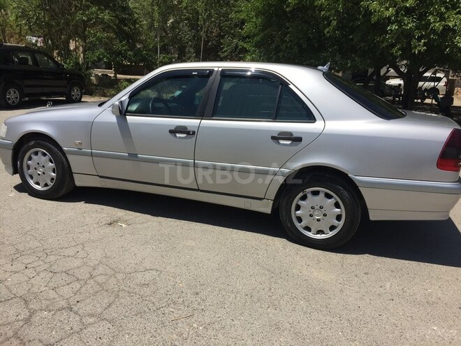 Mercedes C 180 1999, 297,000 km - 1.8 l - Bakı