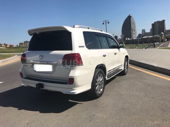Toyota Land Cruiser 2011, 95,000 km - 4.0 l - Bakı