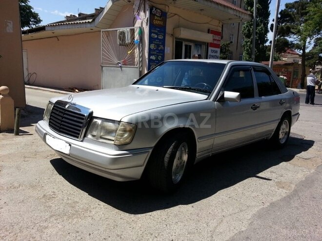 Mercedes E 230 1987, 3,501,244 km - 2.5 l - Bakı
