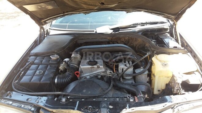 Mercedes C 220 1993, 332,123 km - 2.2 l - Bakı