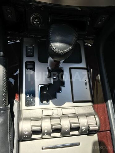 Lexus LX 570 2013, 81,000 km - 5.7 l - Bakı