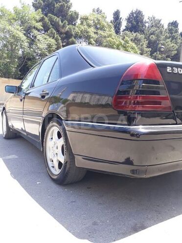Mercedes C 230 1999, 290,000 km - 2.3 l - Bakı