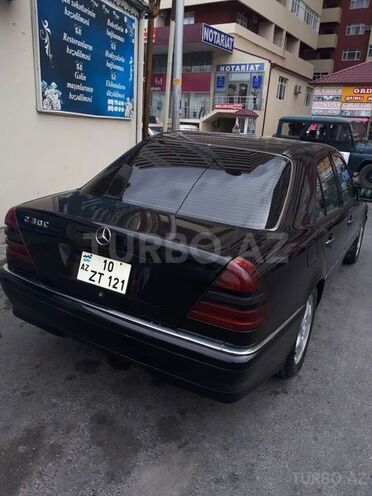 Mercedes C 230 1999, 290,000 km - 2.3 l - Bakı