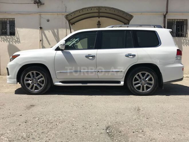 Lexus LX 570 2013, 81,000 km - 5.7 l - Bakı