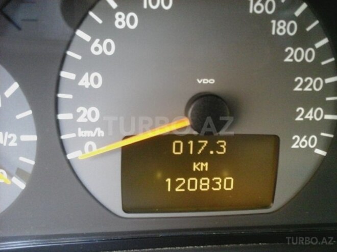 Mercedes E 240 2000, 120,000 km - 2.6 л - Bakı