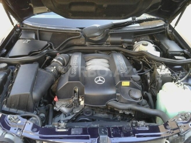Mercedes E 240 2000, 120,000 km - 2.6 л - Bakı