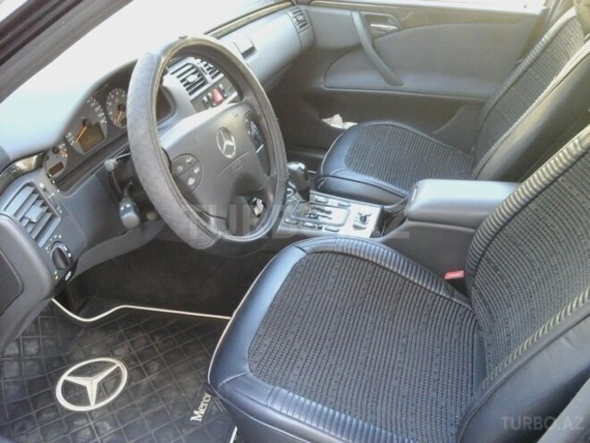 Mercedes E 240 2000, 120,000 km - 2.6 л - Bakı