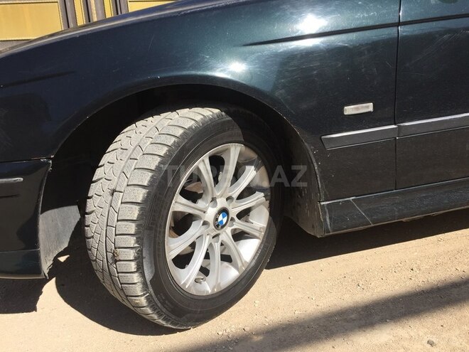 BMW 523 1996, 375,000 km - 2.5 л - Bakı