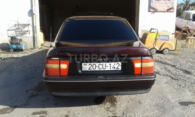 Opel Vectra 1992, 298,000 km - 2.0 l - Bakı