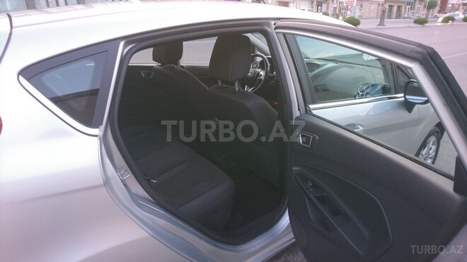 Ford Fiesta 2014, 85,000 km - 1.6 л - Bakı
