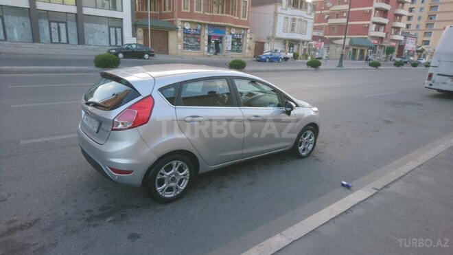 Ford Fiesta 2014, 85,000 km - 1.6 л - Bakı