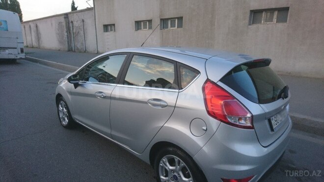 Ford Fiesta 2014, 85,000 km - 1.6 л - Bakı